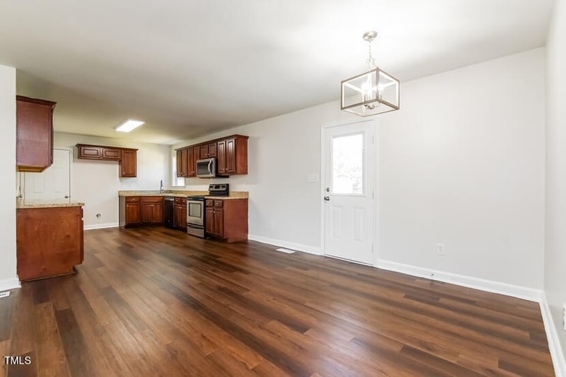28 Jc Dr, Selma, NC 27576