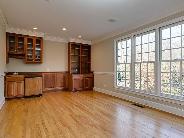 28 Lytham Ln, Durham, NC 27707