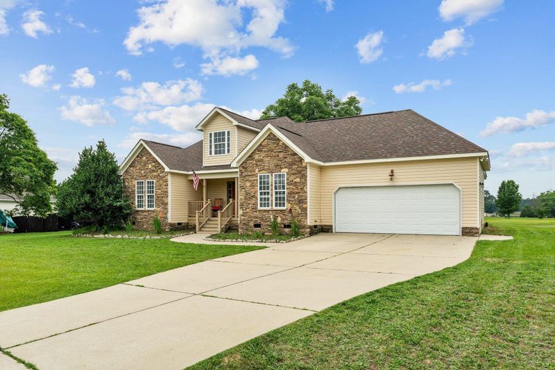 28 New River Ct, Angier, NC 27501