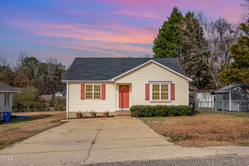 28 Park Place Street St, Angier, NC 27501