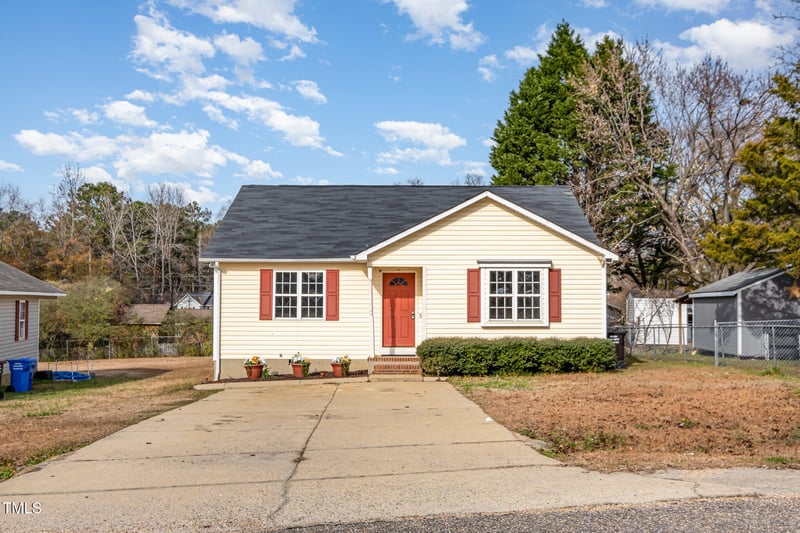 28 Park Place Street St, Angier, NC 27501