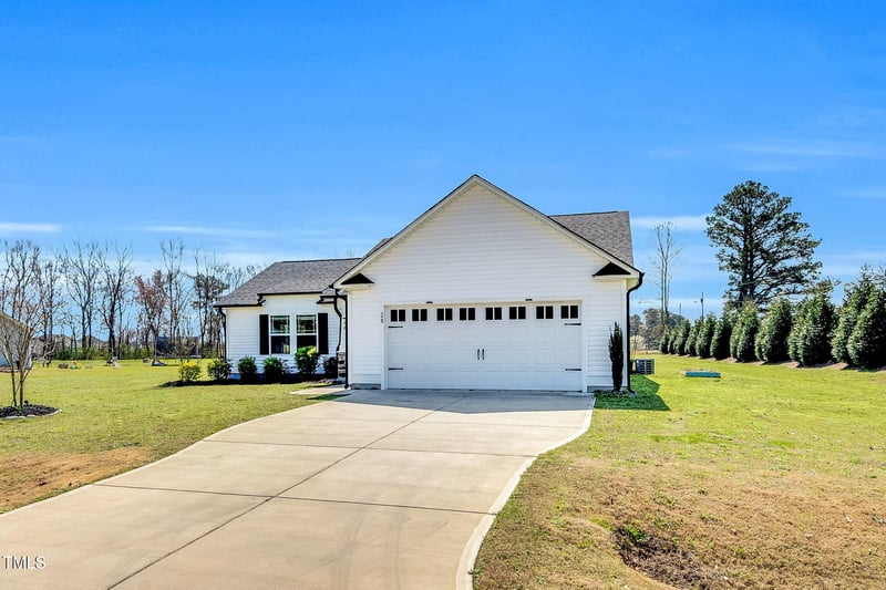 28 Sandcastle Ln, Four Oaks, NC 27524