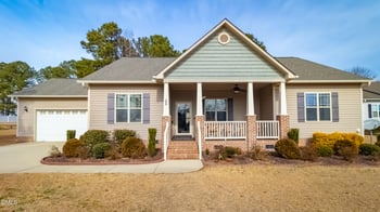 28 Silver Creek Dr, Clayton, NC 27520