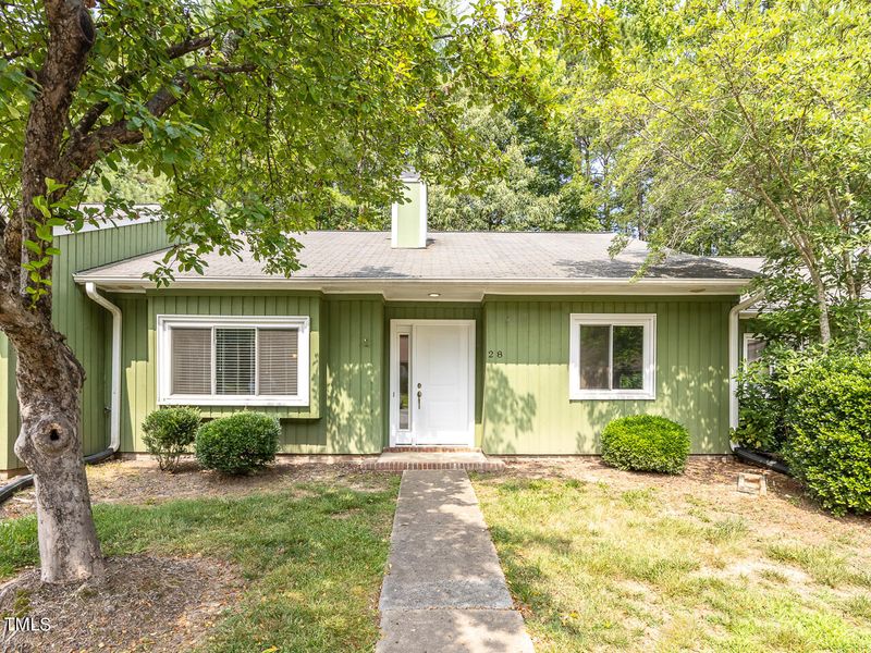 28 Sunflower Ct, Durham, NC 27713