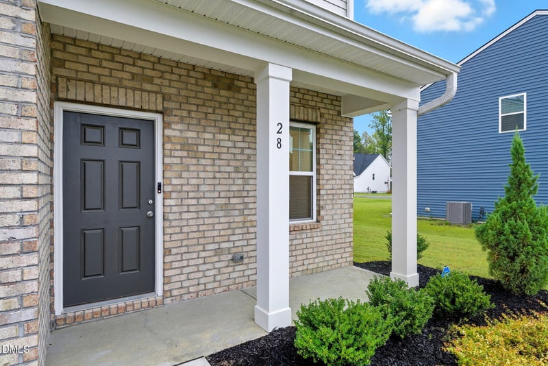 28 White Hart Ct, Angier, NC 27501