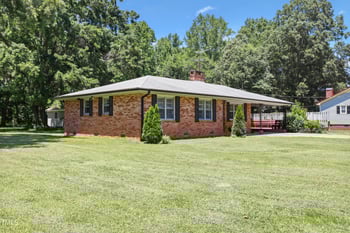 28 White Oak Dr, Smithfield, NC 27577