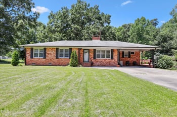 28 White Oak Dr, Smithfield, NC 27577