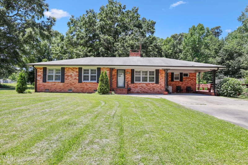 28 White Oak Dr, Smithfield, NC 27577