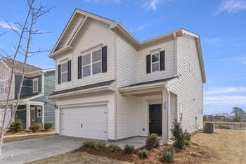 280 Ambassador Dr, Clayton, NC 27520