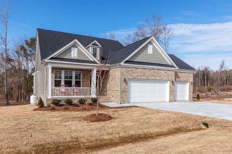 280 Beverly Pl, Four Oaks, NC 27524