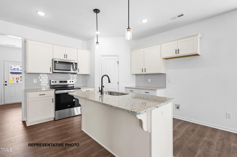 280 Bluejay St, Clayton, NC 27520