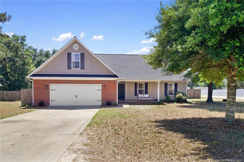 280 Bonney Ln, Fayetteville, NC 28306