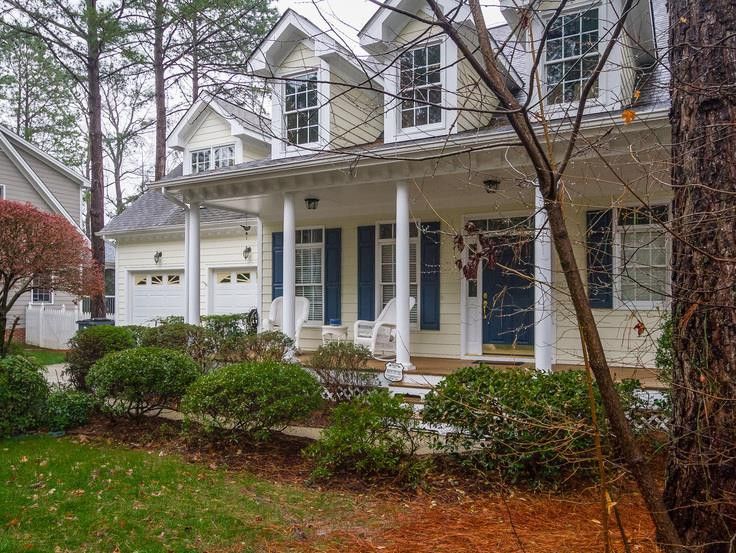 280 Elmcrest Dr, Holly Springs, NC 27540