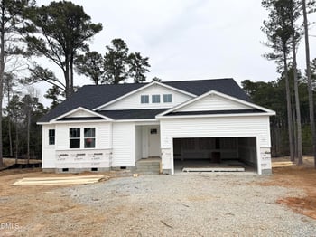 280 Golfview Ave, Benson, NC 27504