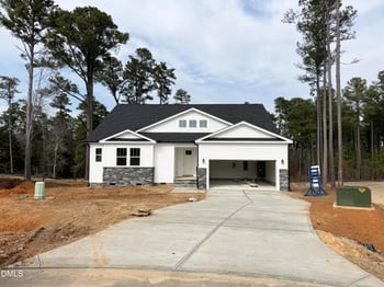 280 Golfview Ave, Benson, NC 27504