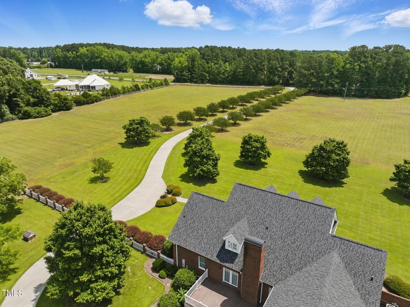 280 Phillips Rd, Selma, NC 27576