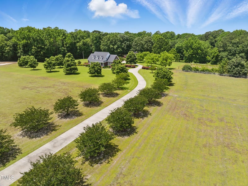 280 Phillips Rd, Selma, NC 27576