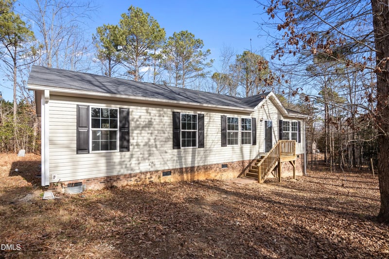 280 Rough Ln, Louisburg, NC 27549
