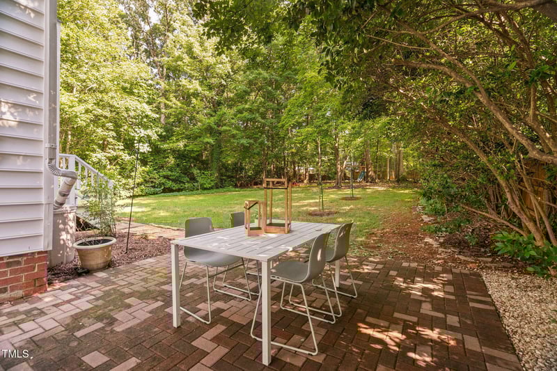 2800 Becketts Ridge Dr, Hillsborough, NC 27278