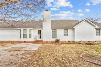 2800 Bolla Dr, Fayetteville, NC 28306