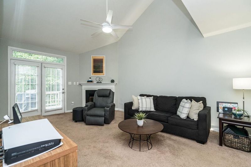 2800 Crestscene Trl, Raleigh, NC 27603
