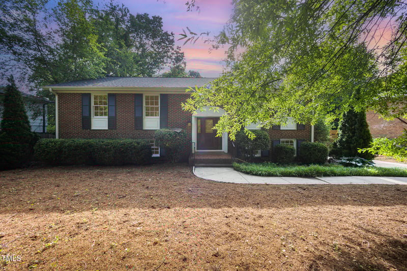 2800 Glen Burnie Dr, Raleigh, NC 27607