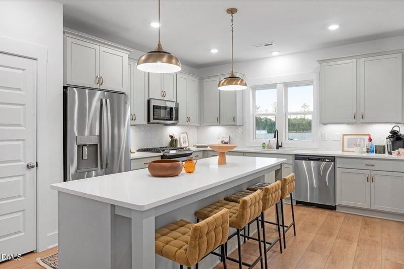 2800 Mar Bonita Rd, Knightdale, NC 27545