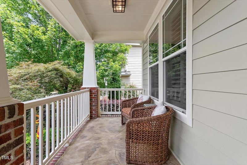 2800 Royal Forrest Dr, Raleigh, NC 27614