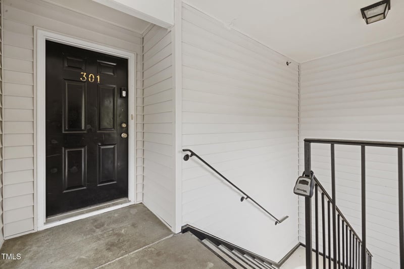 2800 Trailwood Pines Ln #301, Raleigh, NC 27603