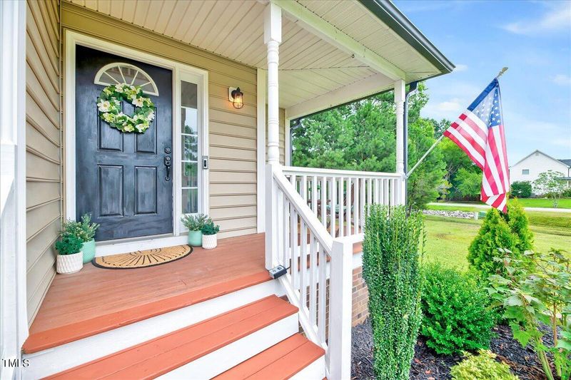 2800 White Rail Dr, Fuquay Varina, NC 27526