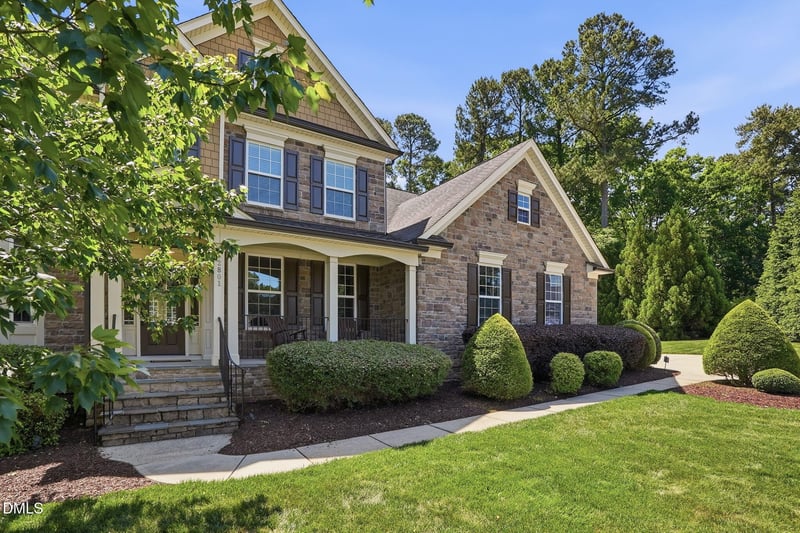 2801 Bending Tree Ct, Raleigh, NC 27613