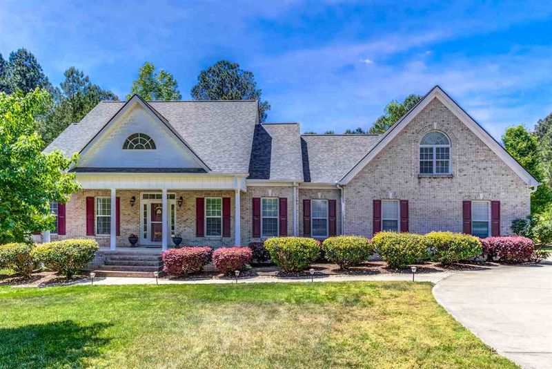 2801 Candlehurst Ln, Raleigh, NC 27616