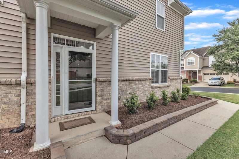 2801 Casona Way, Raleigh, NC 27616