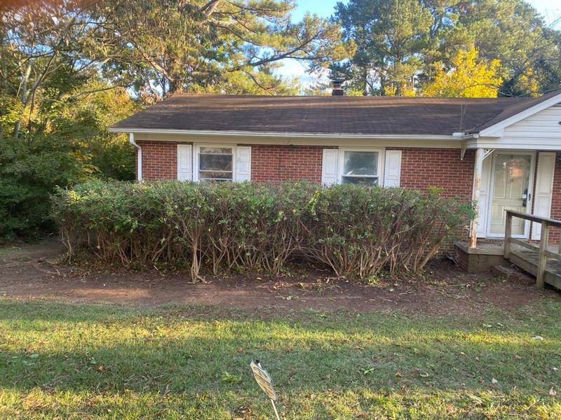 2801 Crestline Ave, Raleigh, NC 27603