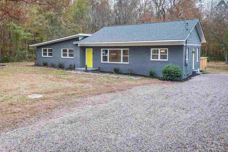2801 Dove Ln, Raleigh, NC 27604