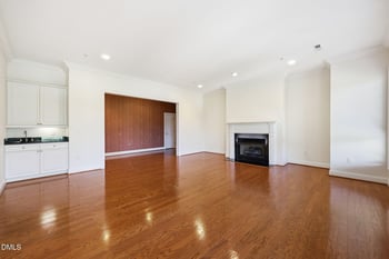 2801 Glenwood Gardens Ln #303, Raleigh, NC 27608