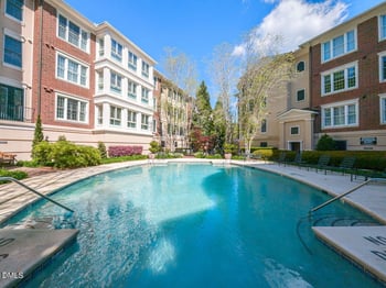 2801 Glenwood Gardens Ln, Raleigh, NC 27608