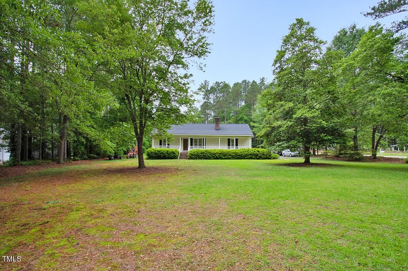 2801 Mercantile Ct, Clayton, NC 27520