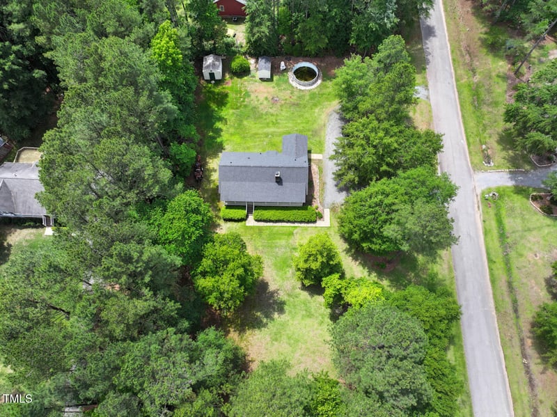 2801 Mercantile Ct, Clayton, NC 27520