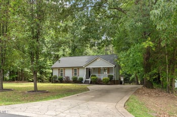 2801 Old Stagecoach Ln, Raleigh, NC 27603
