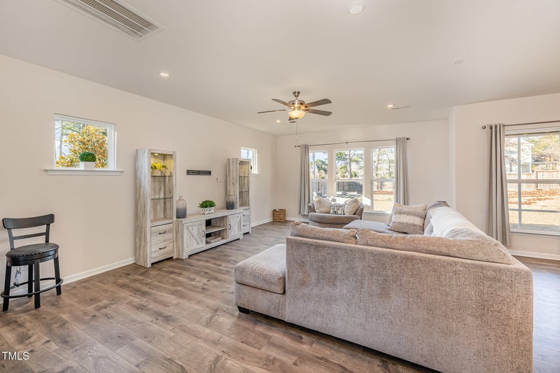 2801 Raddercrest Ct, Fuquay Varina, NC 27526