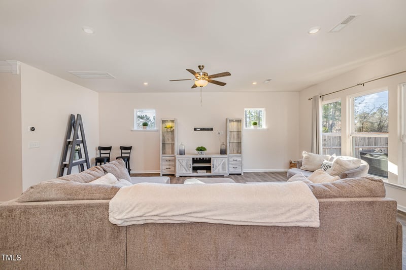 2801 Raddercrest Ct, Fuquay Varina, NC 27526