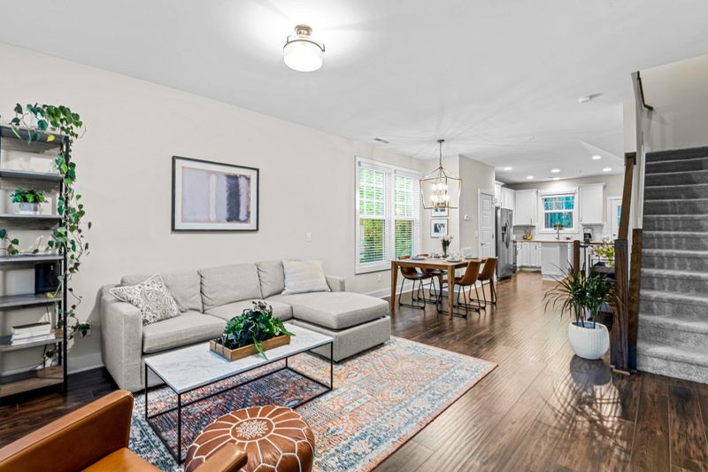2801 Stone Rock Dr #101, Raleigh, NC 27604