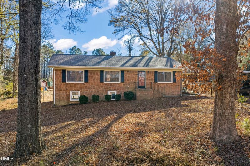 2802 Glover Rd, Durham, NC 27703