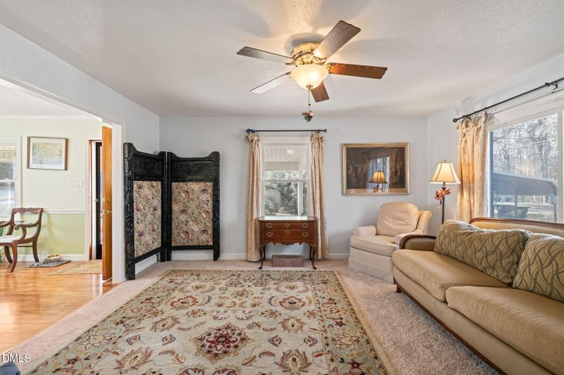 2802 Glover Rd, Durham, NC 27703