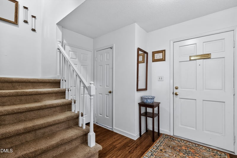 2802 Wycliff Rd, Raleigh, NC 27607