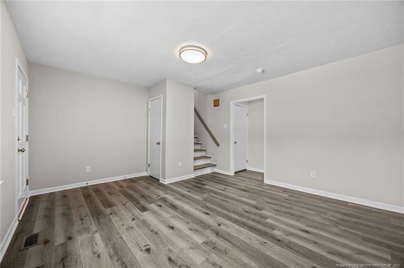 2803 Shade Tree Dr, Fayetteville, NC 28306