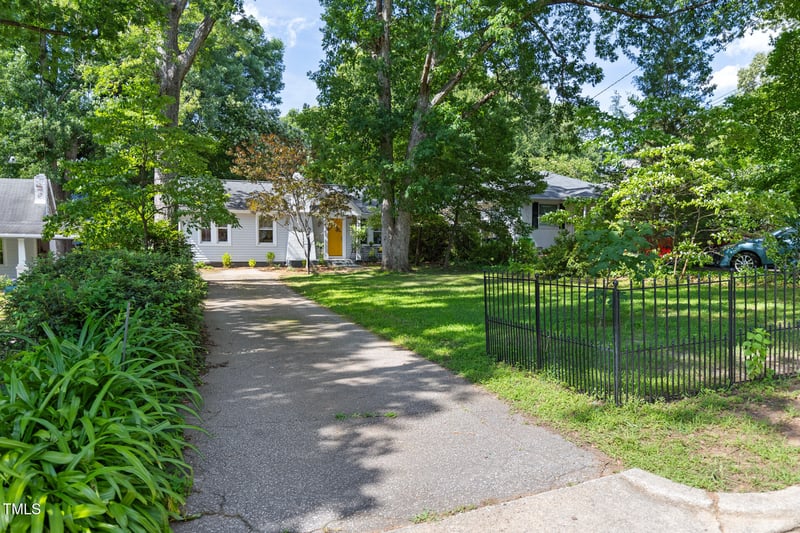 2804 Barmettler St, Raleigh, NC 27607