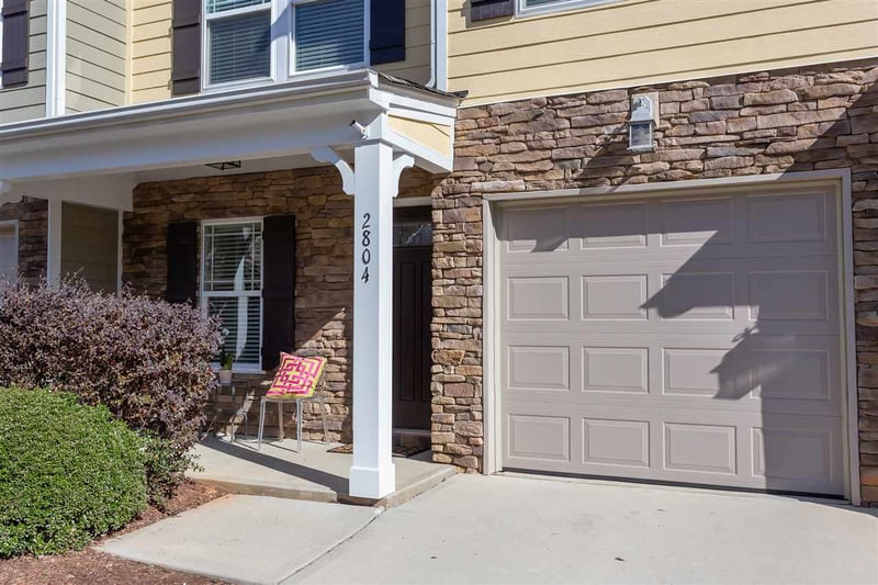 2804 Bartlett Cir, Hillsborough, NC 27278