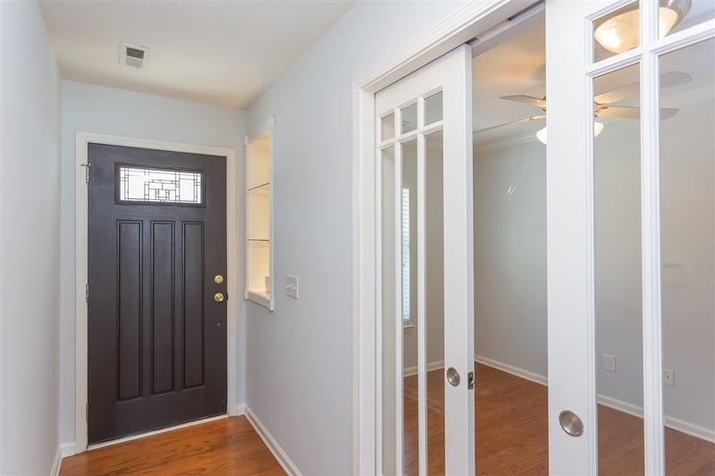 2804 Bartlett Cir, Hillsborough, NC 27278